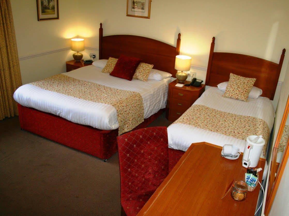 Queens Head Inn Nassington المظهر الخارجي الصورة