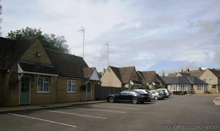 Queens Head Inn Nassington المظهر الخارجي الصورة