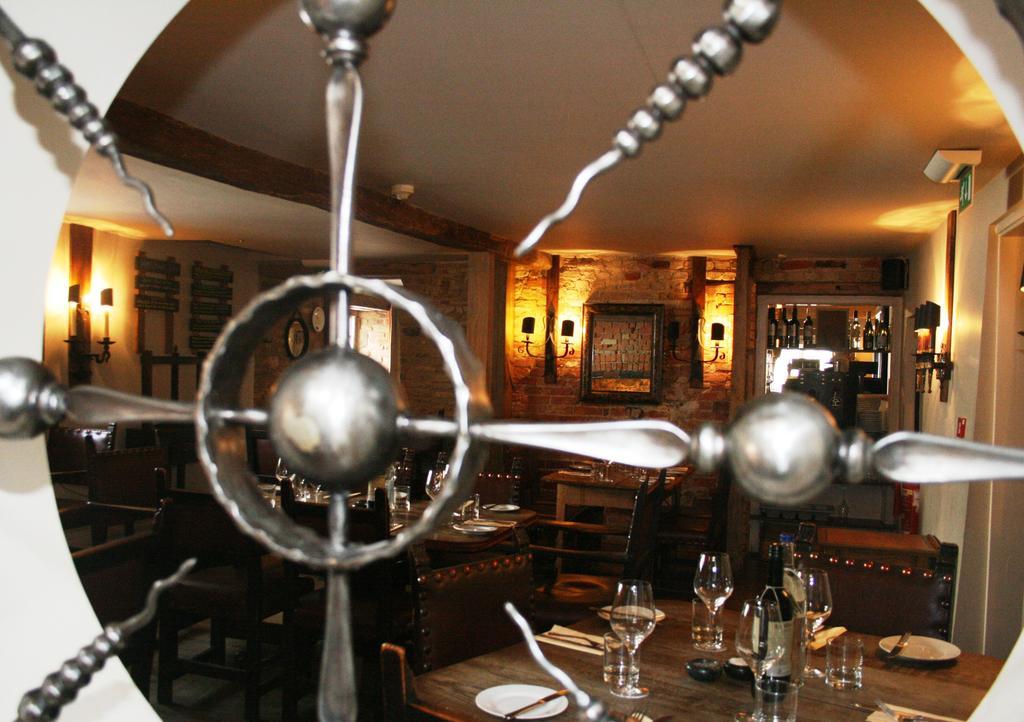 Queens Head Inn Nassington المظهر الخارجي الصورة