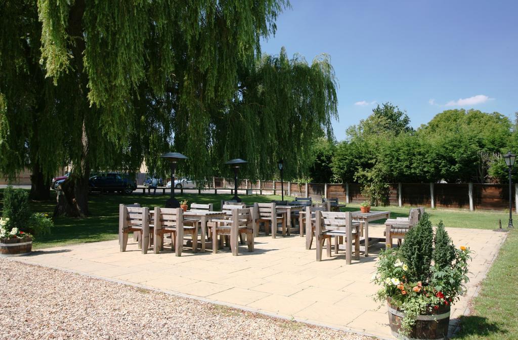 Queens Head Inn Nassington المظهر الخارجي الصورة