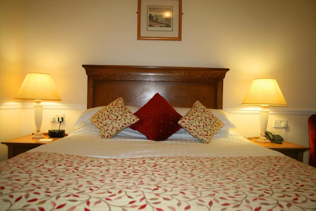 Queens Head Inn Nassington المظهر الخارجي الصورة