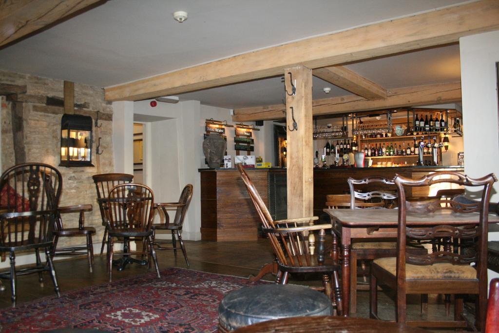Queens Head Inn Nassington المظهر الخارجي الصورة